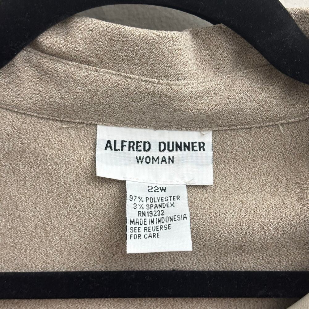 NWT Alfred Dunner Laser Cut Button Down Long Sleeve Shacket & Pant Set Size 22w - Picture 2 of 13
